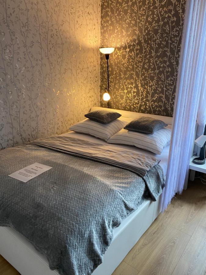 Czytelnia - Parking Gratis Apartment Poznan