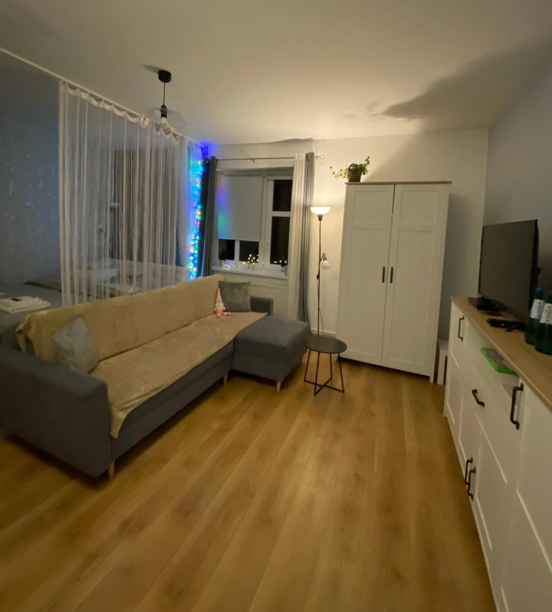 Czytelnia - Parking Gratis Apartment *